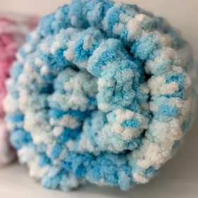 Handmade Baby Blanket (Color: BABY BLUE)
